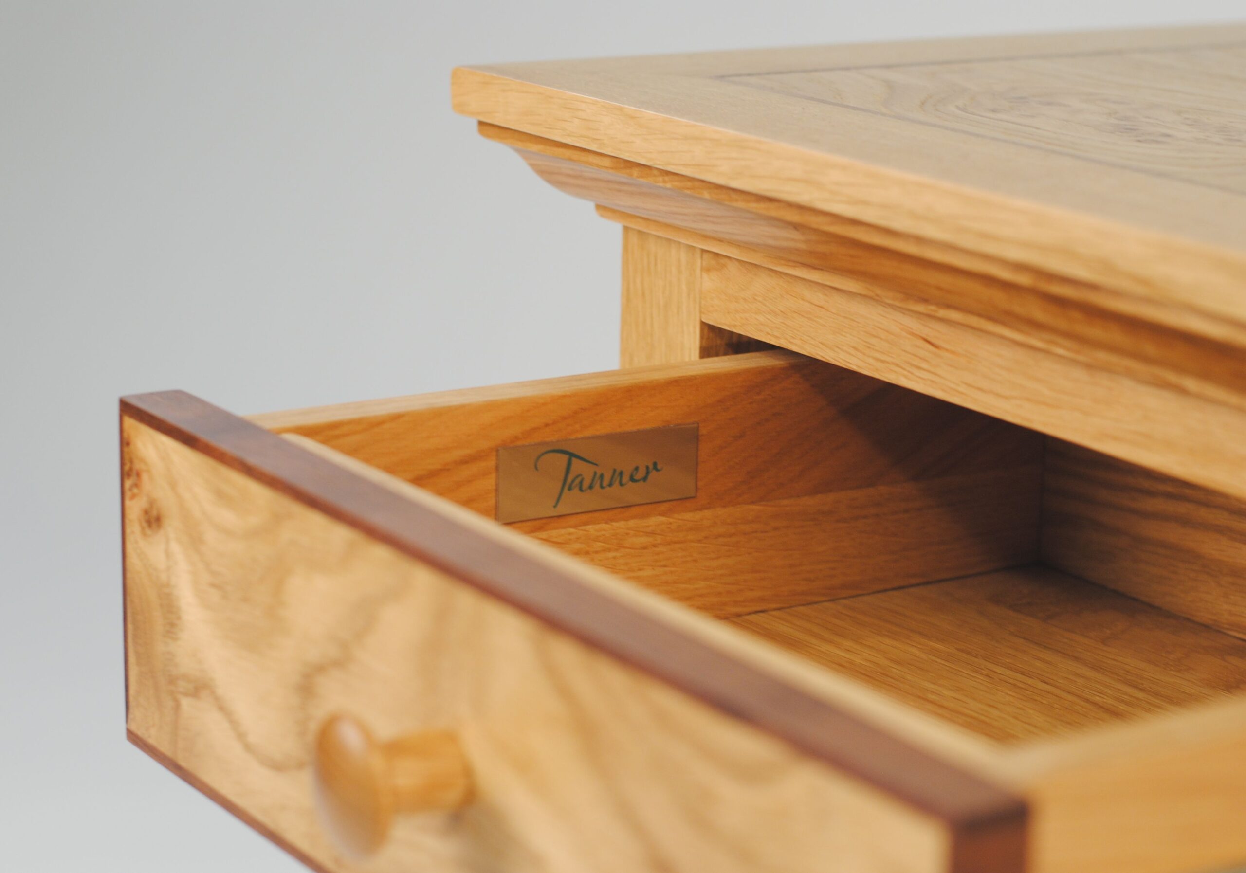 BOW504 Lamp Table - Image 5